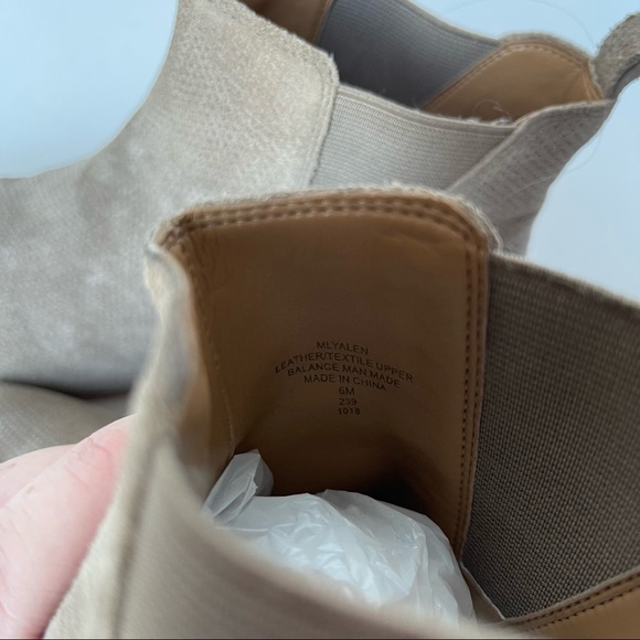 Marc Fisher Buttery Soft Suede Ankle Boot 6M Bootie Braided Silver Pointed Toe - Picture 10 of 11